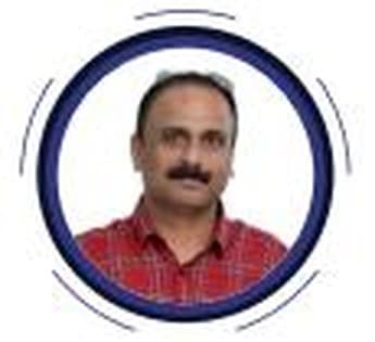 Portrait of Praveen Azhikodan Veetil, Director of Kurumbranad Nidhi Limited